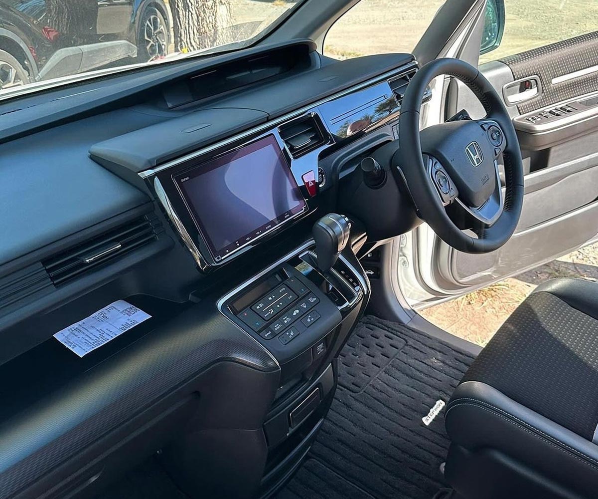 Honda Stepwgn из Японии под заказ — фото 6